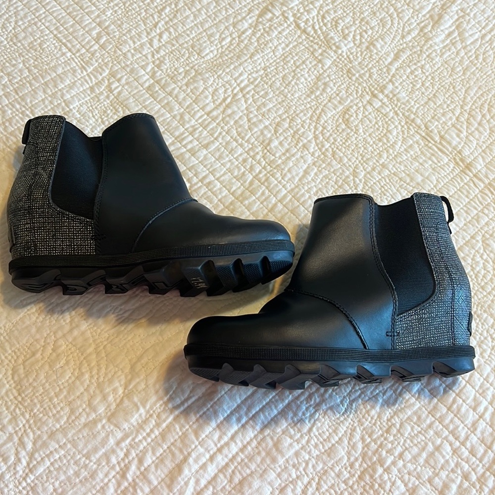Sorel boots - excellent condition